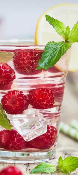 Himbeeren Wasser