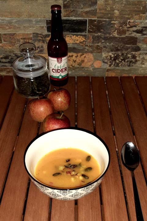 Kuppelwieser Apfel-Kürbis-Suppe