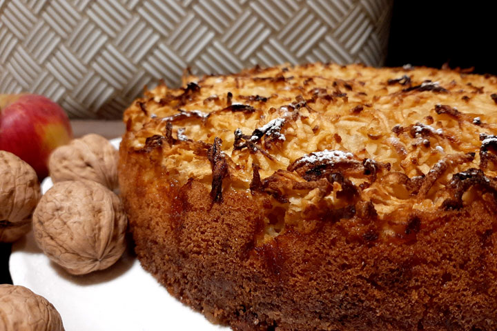 Kuppelwieser Walnuss Apfel Kuchen